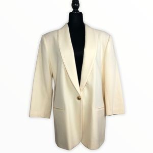 80’s Vintage Statement Shoulder Cream Wool Blazer